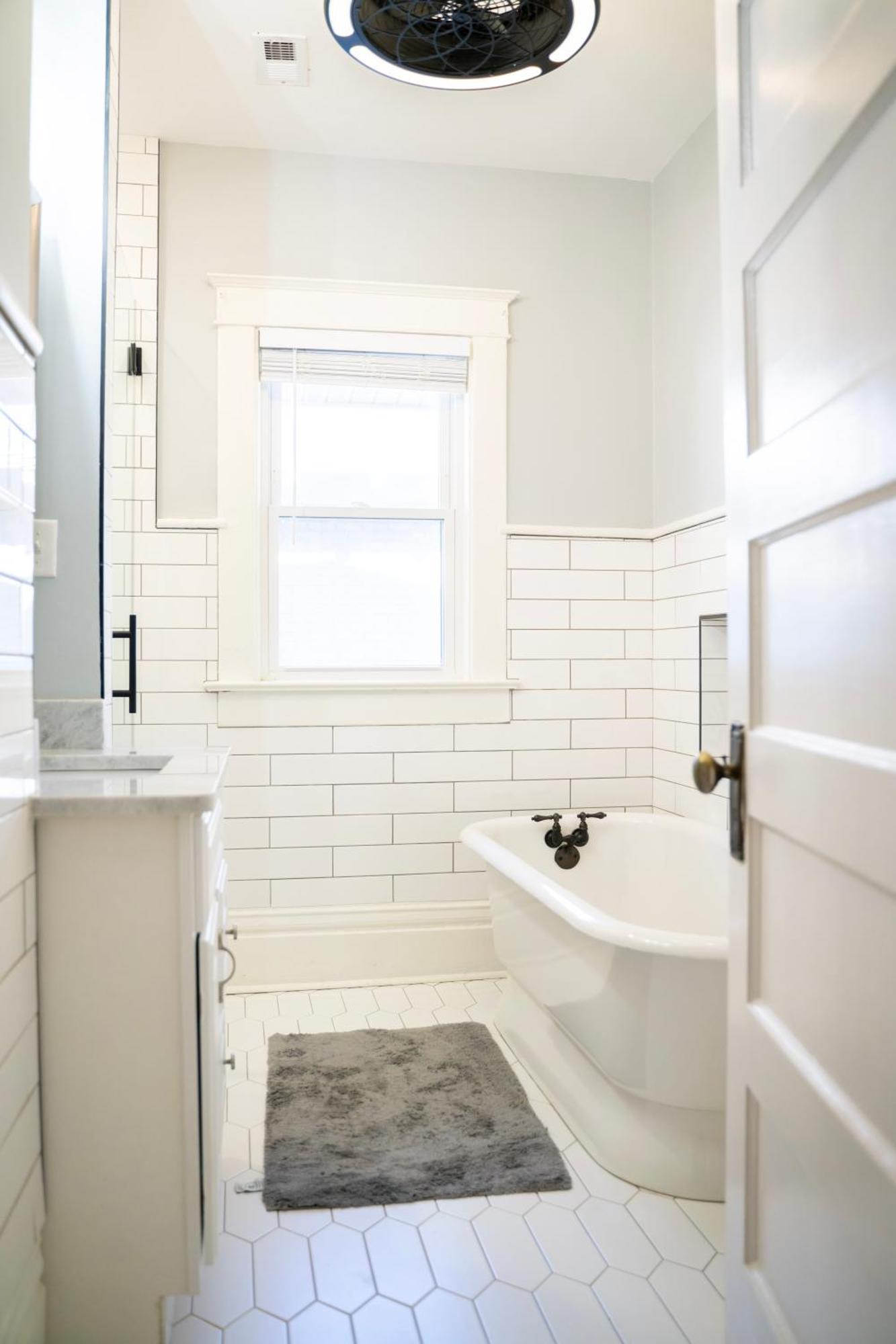Luxe Midtown Pool Home-beale St, Graceland-10 Mins *