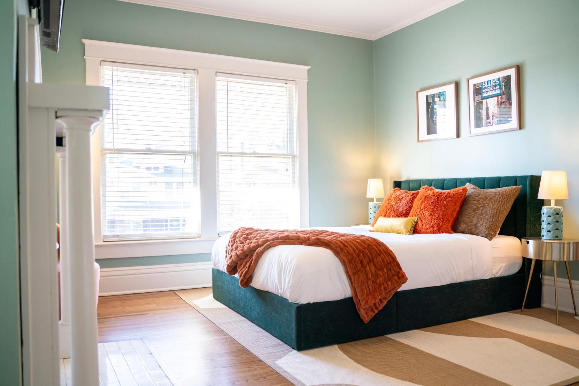 Luxe Midtown Pool Home-beale St, Graceland-10 Mins Villa *